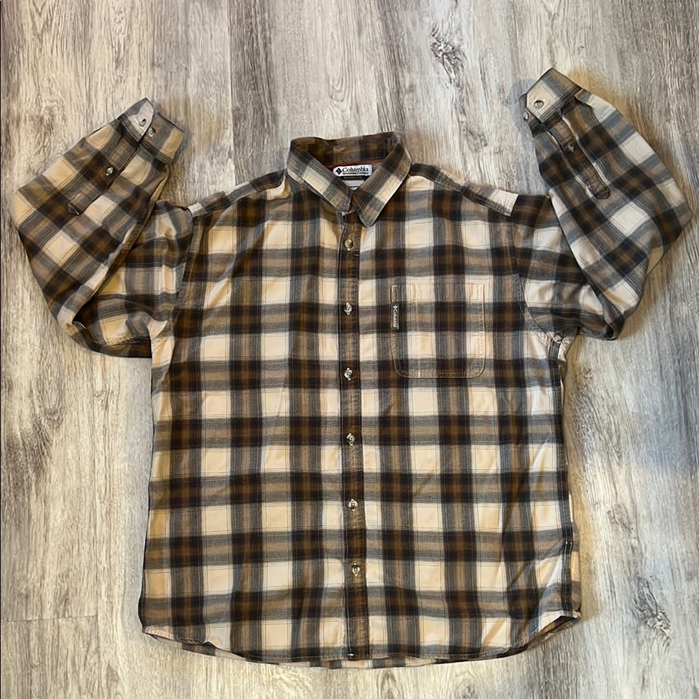 Columbia Plaid Button Up